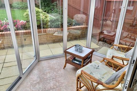 23 Hunters Ridge, Tonna, Neath, SA11 3FE