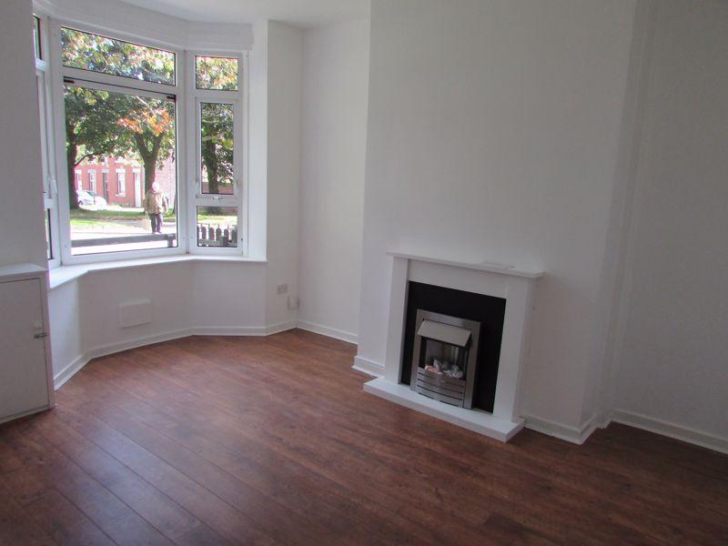 Agincourt Street Heywood 3 bed end of terrace house to rent £895 pcm