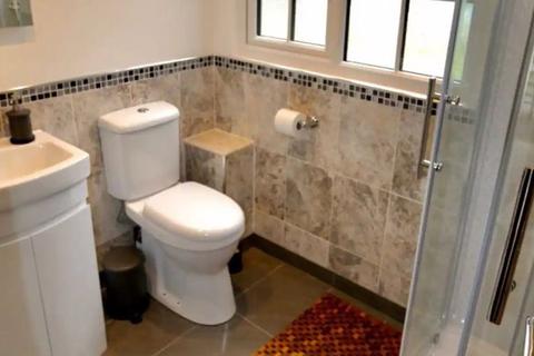 undefined, 20 Tudor Court, Tolroy Manor