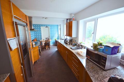 47 Curzon Road, Bournemouth, BH1 4PW