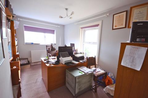 47 Curzon Road, Bournemouth, BH1 4PW