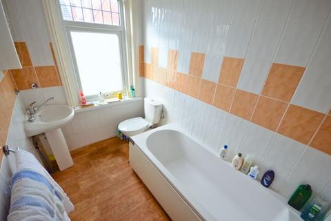 47 Curzon Road, Bournemouth, BH1 4PW