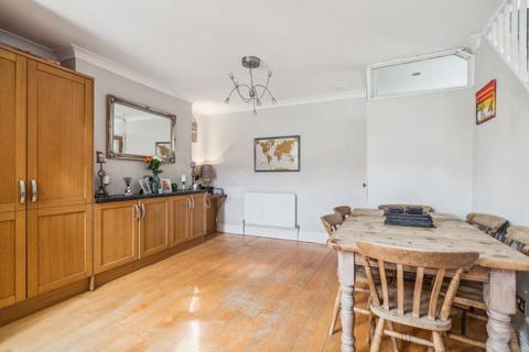 4 bedroom end of terrace house for sale, Thame