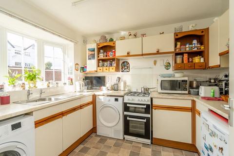 2 bedroom semi-detached house for sale, Victoria Road, Bognor Regis