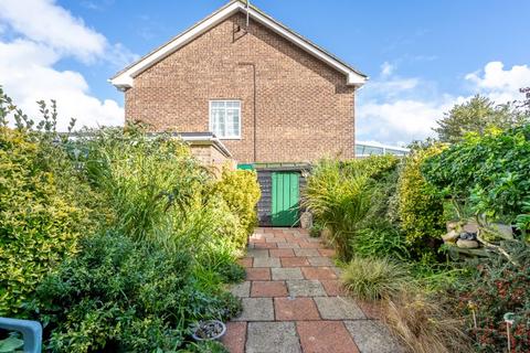 2 bedroom terraced house for sale, Victoria Road, Bognor Regis