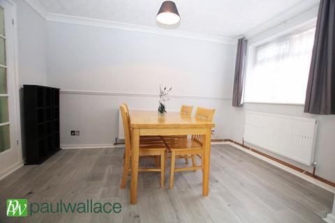 59 Benedictine Gate, Waltham Cross, EN8 0XB
