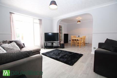 59 Benedictine Gate, Waltham Cross, EN8 0XB