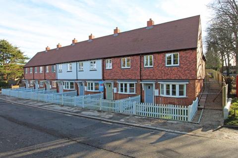 3 bedroom terraced house for sale, High Street, Burwash