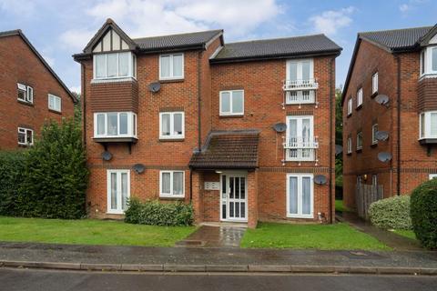 1 bedroom flat for sale, Rabournmead Drive, Northolt