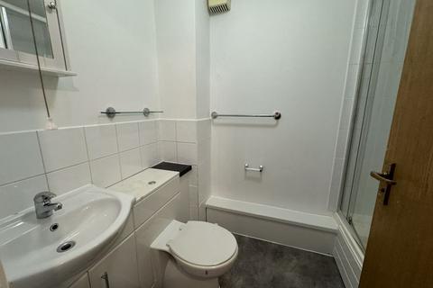 Studio for sale, Rabournmead Drive, Northolt