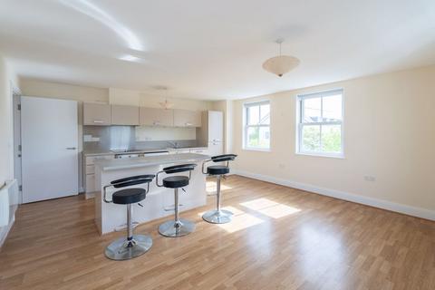 2 bedroom apartment to rent, Sherbrooke Way, Worcester Park