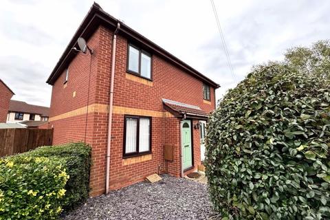 2 bedroom semi-detached house to rent, Kingsway, Hereford