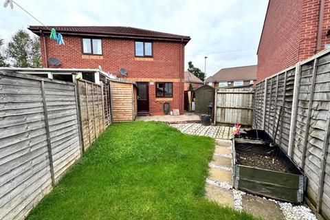 2 bedroom semi-detached house to rent, Kingsway, Hereford