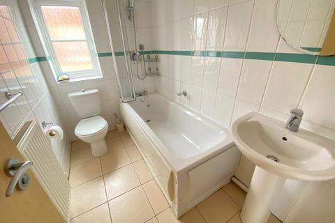 25 Beaford Road, Manchester, M22 0AG