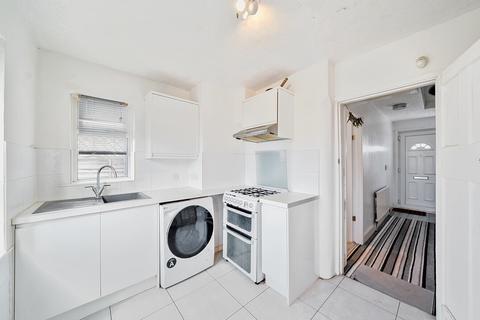 73 Lewis Road, Mitcham, CR4 3DF