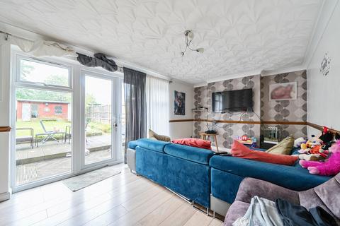 257 Rivermill, Harlow, CM20 1PD