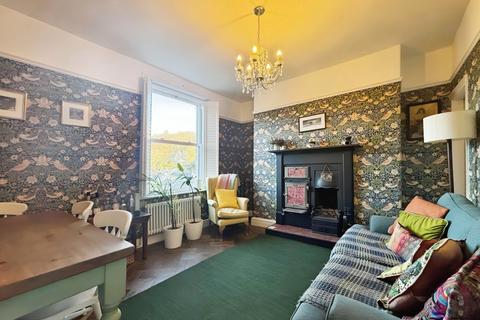 4 bedroom terraced house for sale, Edward Street, West Yorkshire HX7