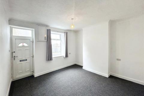 3 bedroom terraced house to rent, Gregorys Buildings, Barnsley S72