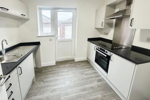 2 bedroom flat to rent, Newton Street, South Yorkshire S70