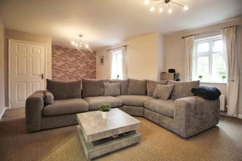 2 bedroom apartment to rent, Park Drive, West Yorkshire LS12