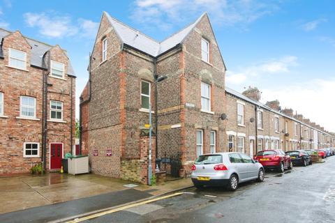 3 bedroom end of terrace house for sale, Wellington Street, North Yorkshire YO10