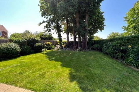 6 Abrahams Close, Amersham, HP7 9FA
