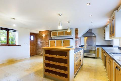 4 bedroom barn conversion for sale, The Hayloft, Sheriffs Lench