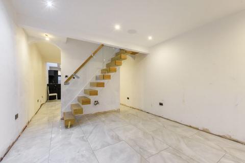 32 Orchard Road, Welling, DA16 1QG