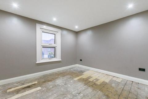 32 Orchard Road, Welling, DA16 1QG