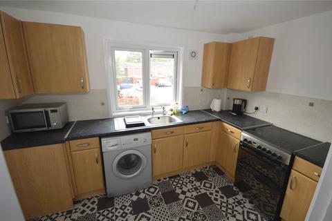 2 bedroom flat to rent, Strathfield Walk, West Midlands WV4