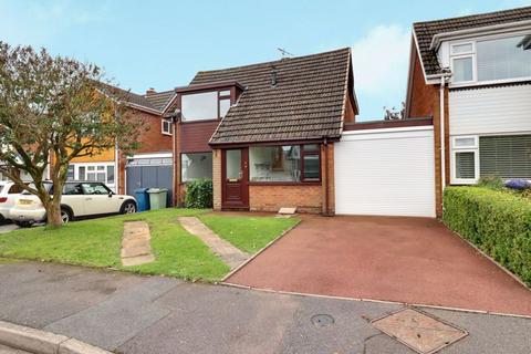 4 bedroom link detached house for sale, Briar Close, Stafford ST17