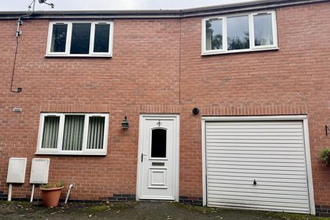 2 bedroom townhouse to rent, Market Place, Coalville LE67