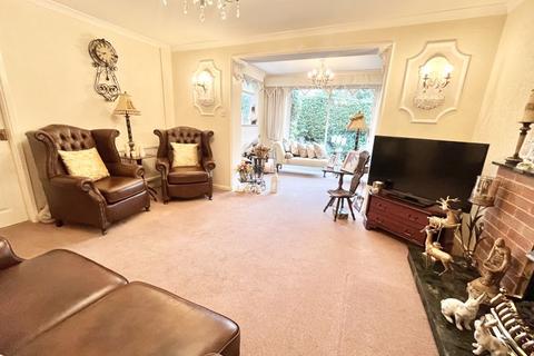 4 bedroom detached house for sale, Cygnet Lane, Brierley Hill DY5