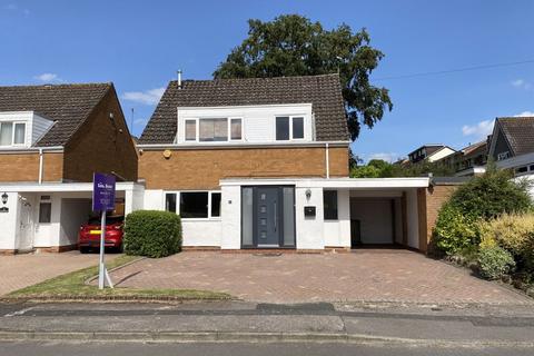 4 bedroom detached house to rent, Oldfields, Stourbridge DY9