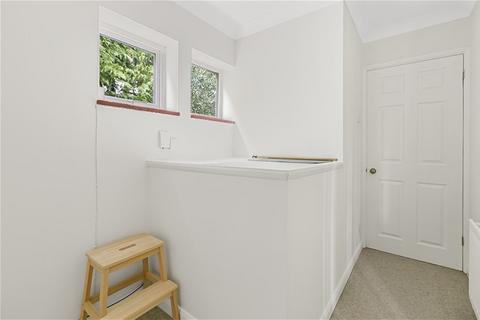 2 bedroom flat to rent, Harpenden AL5