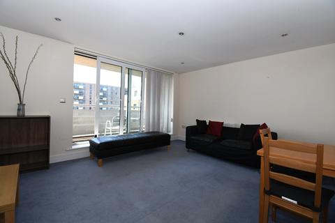 1 bedroom flat to rent, Wards Wharf Approach, London, E16