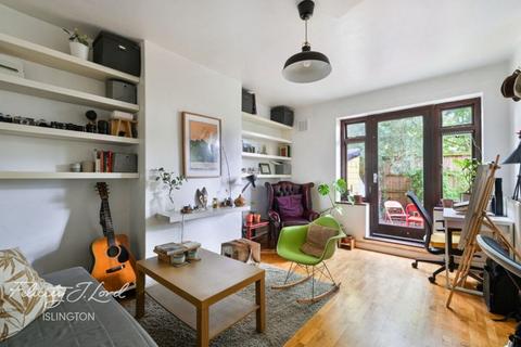 Studio for sale, St Peter's Street, Islington, N1