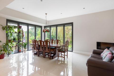 5 bedroom detached house for sale, London W13