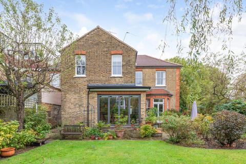 64 Culmington Road, London, W13 9NH