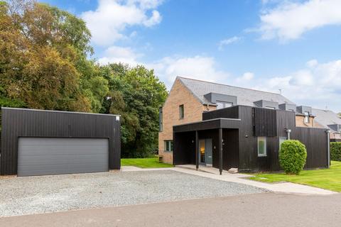 10 William Burn Grove, Rosewell, EH24 9EU