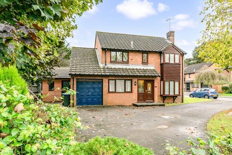 Prince William Close, Findon Valley, Worthing, West Sussex, BN14