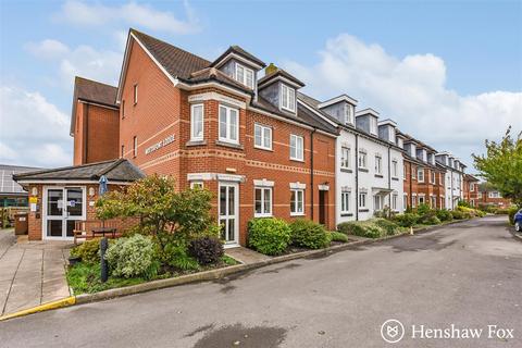 2 bedroom retirement property for sale, Alma Road, Romsey Town Centre, Hampshire