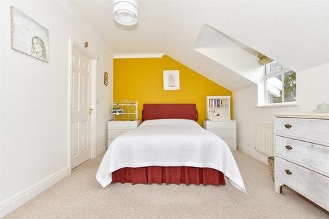 4 bedroom townhouse for sale, Gardeners Place, Chartham, Canterbury, Kent