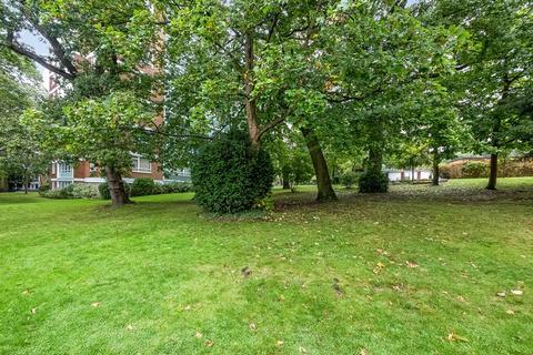 2 bedroom apartment for sale, Farquhar Road, London, SE19