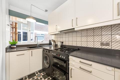 2 bedroom apartment for sale, Farquhar Road, London, SE19