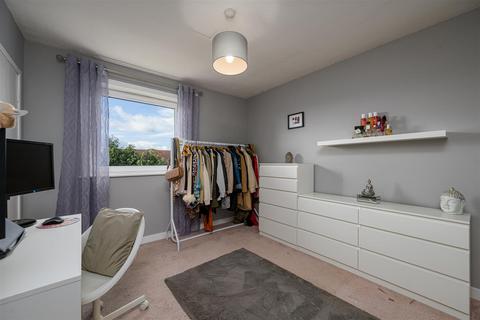 4g Aboyne Avenue, Dundee, DD4 7SZ