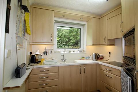 2 bedroom retirement property for sale, Christ Church Lane, Barnet EN5