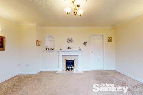 2 bedroom detached bungalow for sale, Derwent Avenue, Mansfield