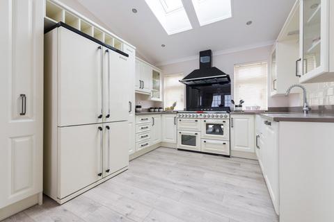undefined, Godalming, Surrey, GU8