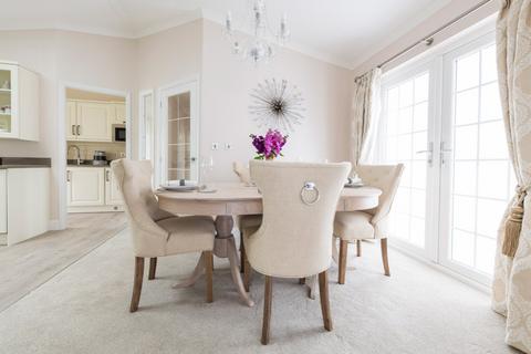 undefined, Godalming, Surrey, GU8